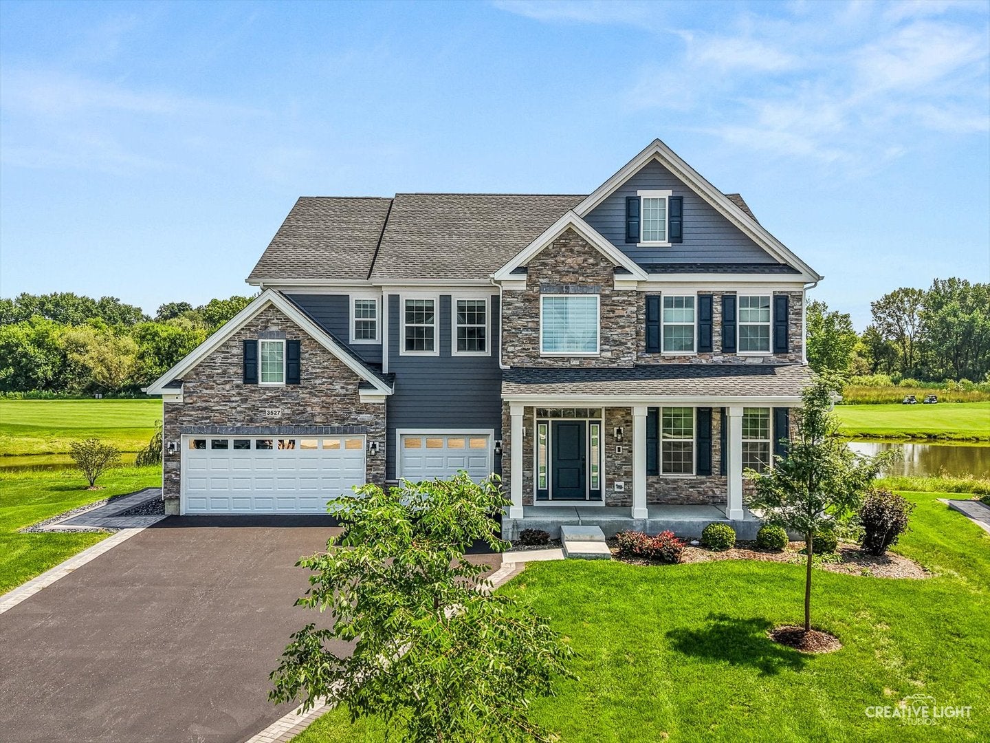 3527 S Riding Ridge
