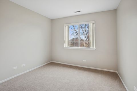 Tiny photo for 1975 Windsong Drive, Schaumburg, IL 60194 (MLS # 12402334)
