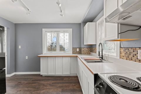 Tiny photo for 419 THEODORE Street, Loves Park, IL 61111 (MLS # 12522306)