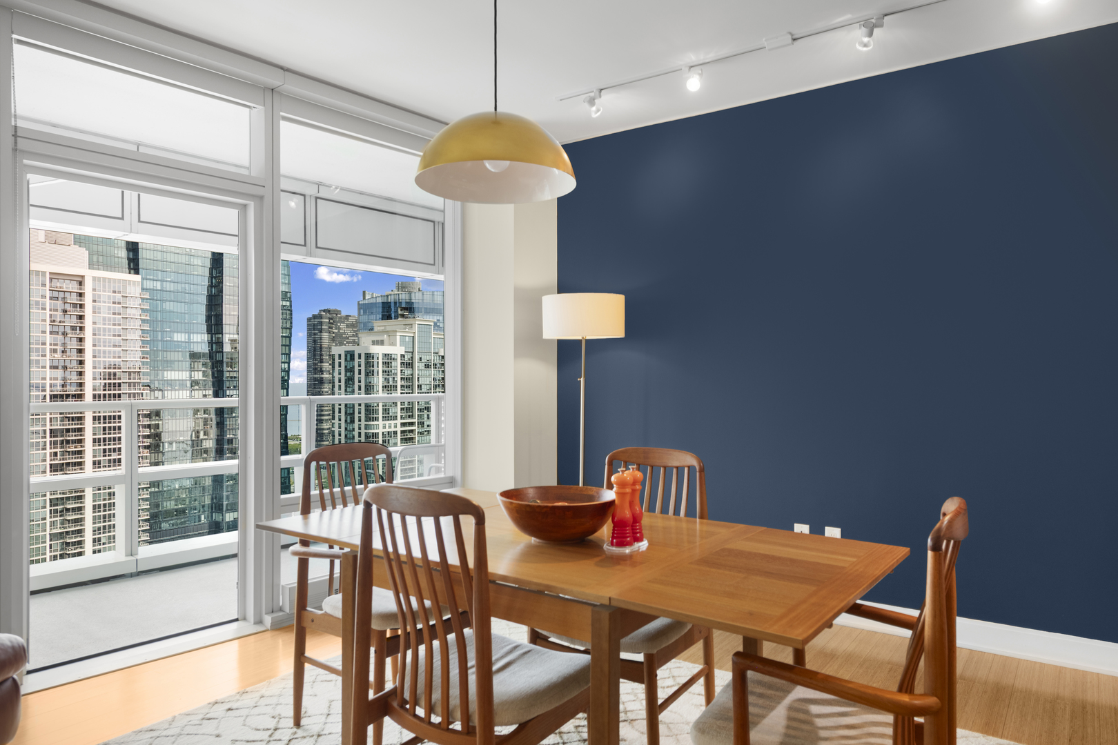 340 E RANDOLPH Street 3304