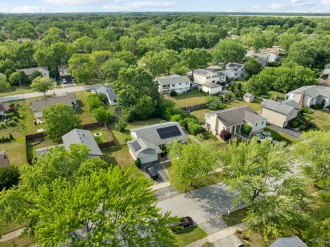 Tiny photo for 116 Cloverleaf Road, Matteson, IL 60443 (MLS # 12465102)