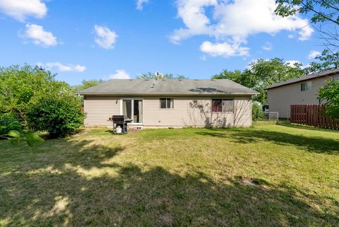 Tiny photo for 116 Cloverleaf Road, Matteson, IL 60443 (MLS # 12465102)