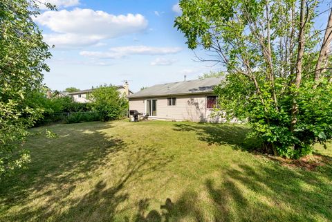 Tiny photo for 116 Cloverleaf Road, Matteson, IL 60443 (MLS # 12465102)