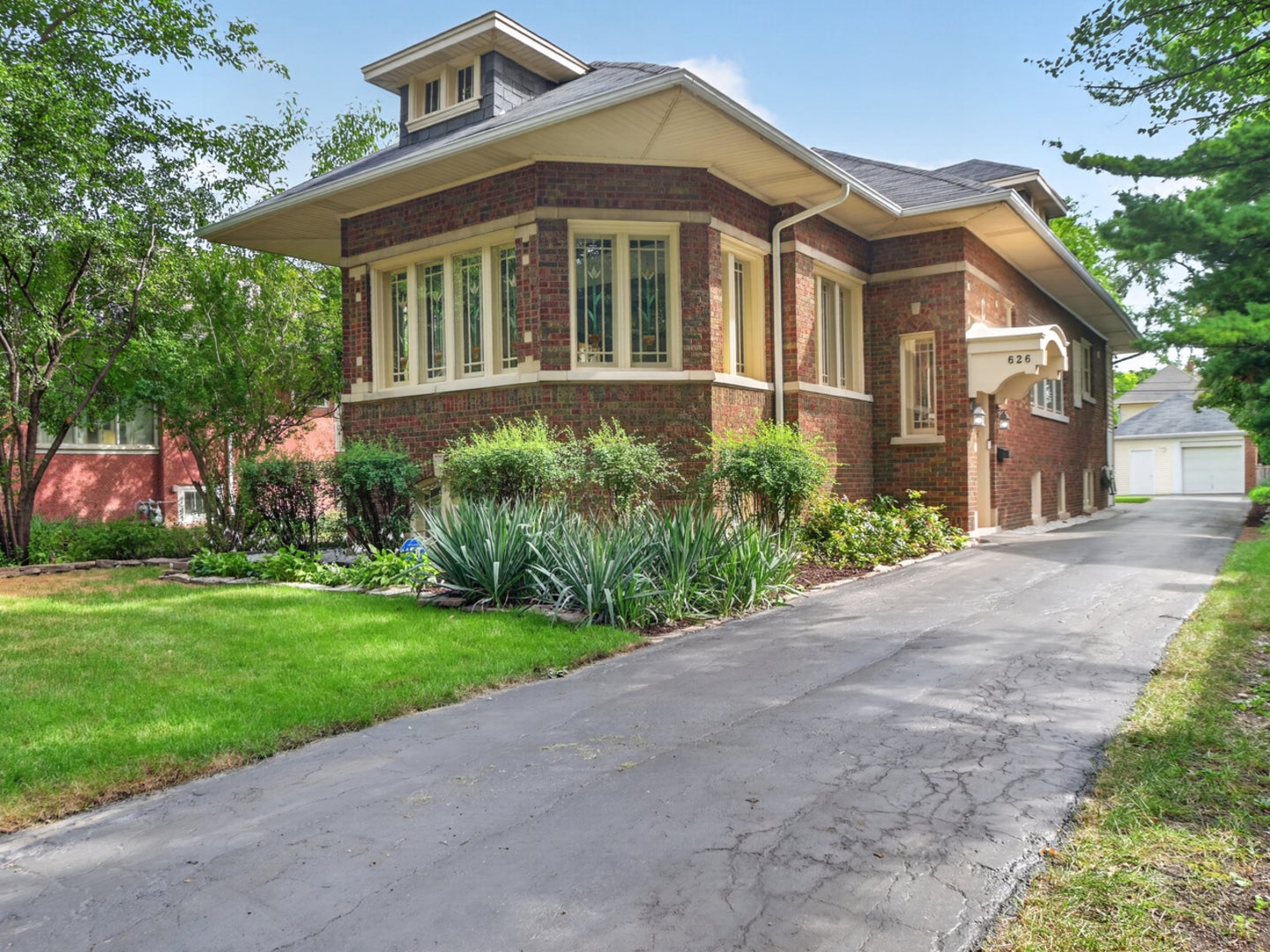 626 N Taylor Avenue