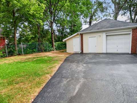 Tiny photo for 626 N Taylor Avenue, Oak Park, IL 60302 (MLS # 12762601)
