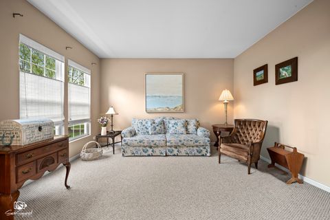 Tiny photo for 1 Firethorn Court, Bolingbrook, IL 60490 (MLS # 12522008)