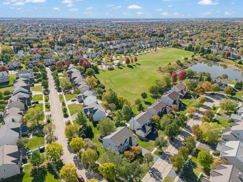 Tiny photo for 1 Firethorn Court, Bolingbrook, IL 60490 (MLS # 12522008)