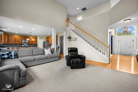 Tiny photo for 1 Firethorn Court, Bolingbrook, IL 60490 (MLS # 12522008)