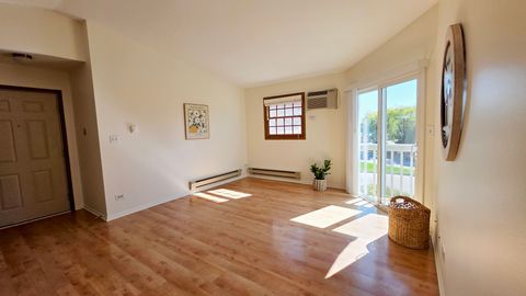 Tiny photo for 4302 W Shamrock Lane #3C, McHenry, IL 60050 (MLS # 12492696)