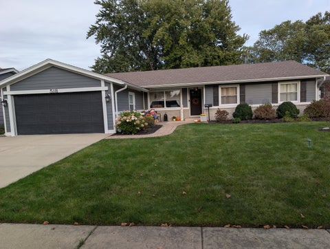 Photo of 518 Exmoor Road, Elk Grove Village, IL 60007 (MLS # 12728233)