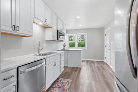 Tiny photo for 2528 28th Street, Moline, IL 61265 (MLS # 12638306)