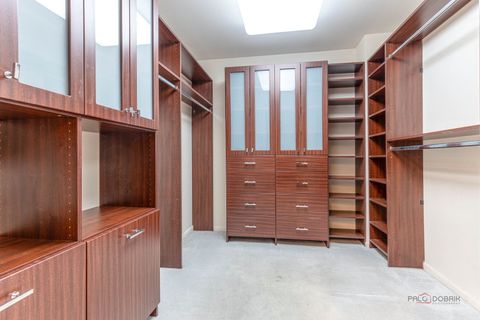 Tiny photo for 3860 Mission Hills Road #417, Northbrook, IL 60062 (MLS # 12452631)