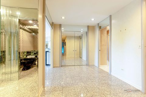 Tiny photo for 3860 Mission Hills Road #417, Northbrook, IL 60062 (MLS # 12452631)