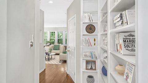 Tiny photo for 7315 N Honore Street #3, Chicago, IL 60626 (MLS # 12631318)
