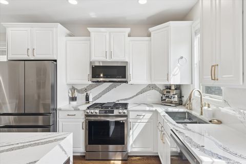 Tiny photo for 409 Provence Court, Lisle, IL 60532 (MLS # 12618716)