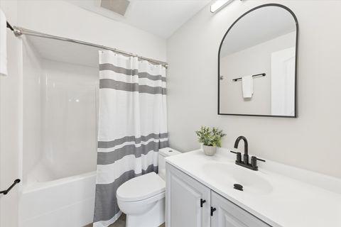 Tiny photo for 409 Provence Court, Lisle, IL 60532 (MLS # 12618716)