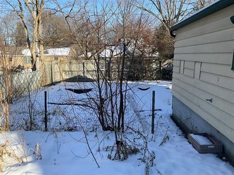 Tiny photo for 731 James Avenue, Rockford, IL 61107 (MLS # 12551003)