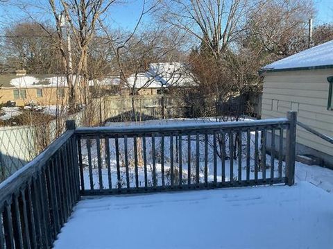 Tiny photo for 731 James Avenue, Rockford, IL 61107 (MLS # 12551003)