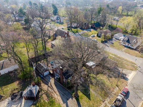 Tiny photo for 710 Pavey Avenue, Mt Vernon, IL 62864 (MLS # 12604177)
