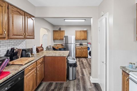 Tiny photo for 710 Pavey Avenue, Mt Vernon, IL 62864 (MLS # 12604177)