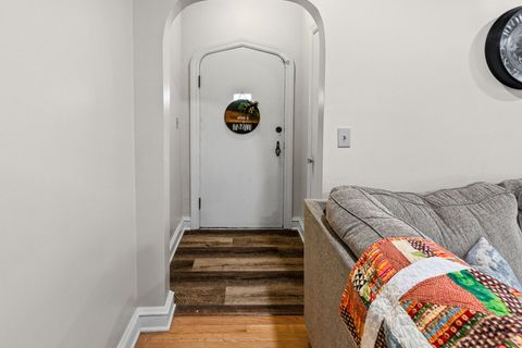 Tiny photo for 710 Pavey Avenue, Mt Vernon, IL 62864 (MLS # 12604177)