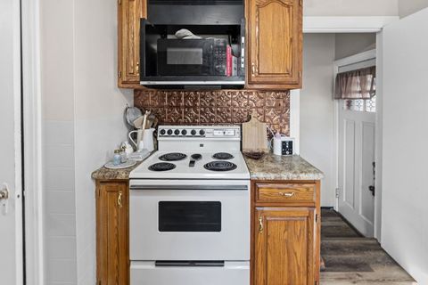 Tiny photo for 710 Pavey Avenue, Mt Vernon, IL 62864 (MLS # 12604177)