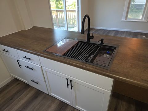 Tiny photo for 908 1st Avenue, Sterling, IL 61081 (MLS # 12483444)