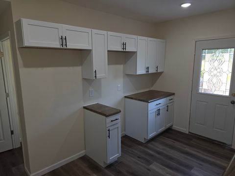 Tiny photo for 908 1st Avenue, Sterling, IL 61081 (MLS # 12483444)