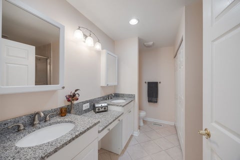 Tiny photo for 137 Welwyn Street, Lake Bluff, IL 60044 (MLS # 12671975)