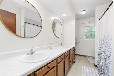 Tiny photo for 6846 S James Drive, Rochelle, IL 61068 (MLS # 12412616)