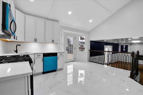 Tiny photo for 17942 Edwards Avenue, Country Club Hills, IL 60478 (MLS # 12713217)