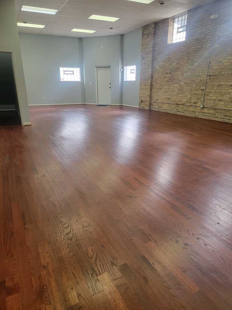 1341 N Washtenaw Avenue 1F