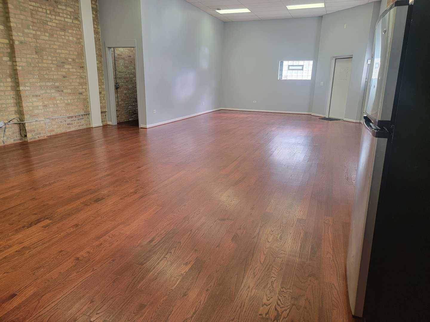 1341 N Washtenaw Avenue 1F