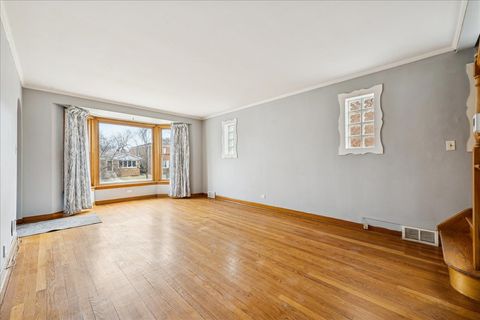 Tiny photo for 5118 N New England Street, Chicago, IL 60656 (MLS # 12553577)