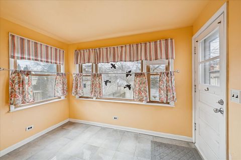 Tiny photo for 5118 N New England Street, Chicago, IL 60656 (MLS # 12553577)