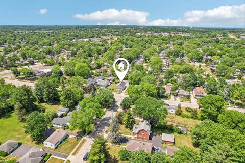Tiny photo for 470 N Prairie Avenue, Mundelein, IL 60060 (MLS # 12665306)