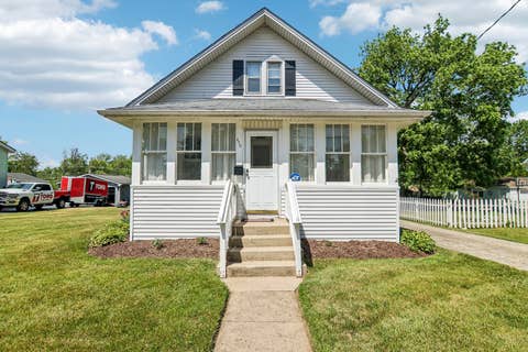 Tiny photo for 470 N Prairie Avenue, Mundelein, IL 60060 (MLS # 12665306)