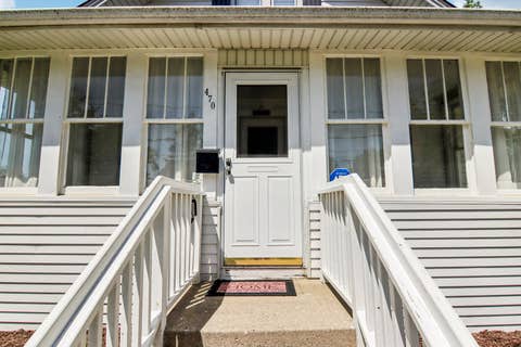 Tiny photo for 470 N Prairie Avenue, Mundelein, IL 60060 (MLS # 12665306)