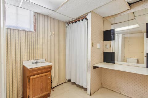 Tiny photo for 470 N Prairie Avenue, Mundelein, IL 60060 (MLS # 12665306)
