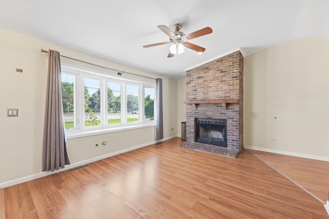 Tiny photo for 1818 N Sheridan Road, Waukegan, IL 60087 (MLS # 12763184)