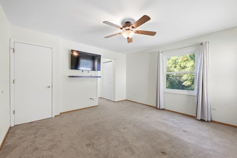 Tiny photo for 1818 N Sheridan Road, Waukegan, IL 60087 (MLS # 12763184)