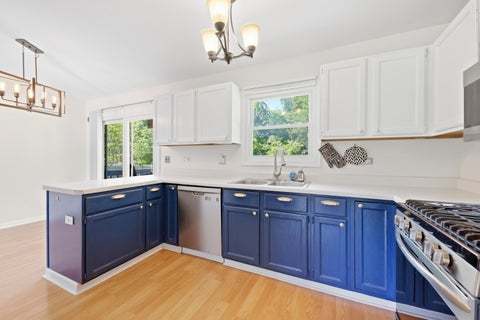 Tiny photo for 1818 N Sheridan Road, Waukegan, IL 60087 (MLS # 12763184)