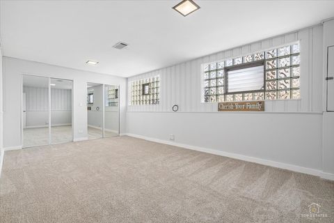 Tiny photo for 114 N Salem Avenue, Arlington Heights, IL 60005 (MLS # 12598213)