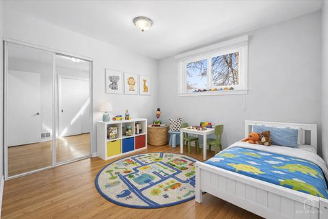 Tiny photo for 114 N Salem Avenue, Arlington Heights, IL 60005 (MLS # 12598213)