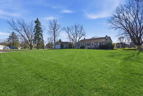 Tiny photo for 152 Holiday Drive, Somonauk, IL 60552 (MLS # 12614451)