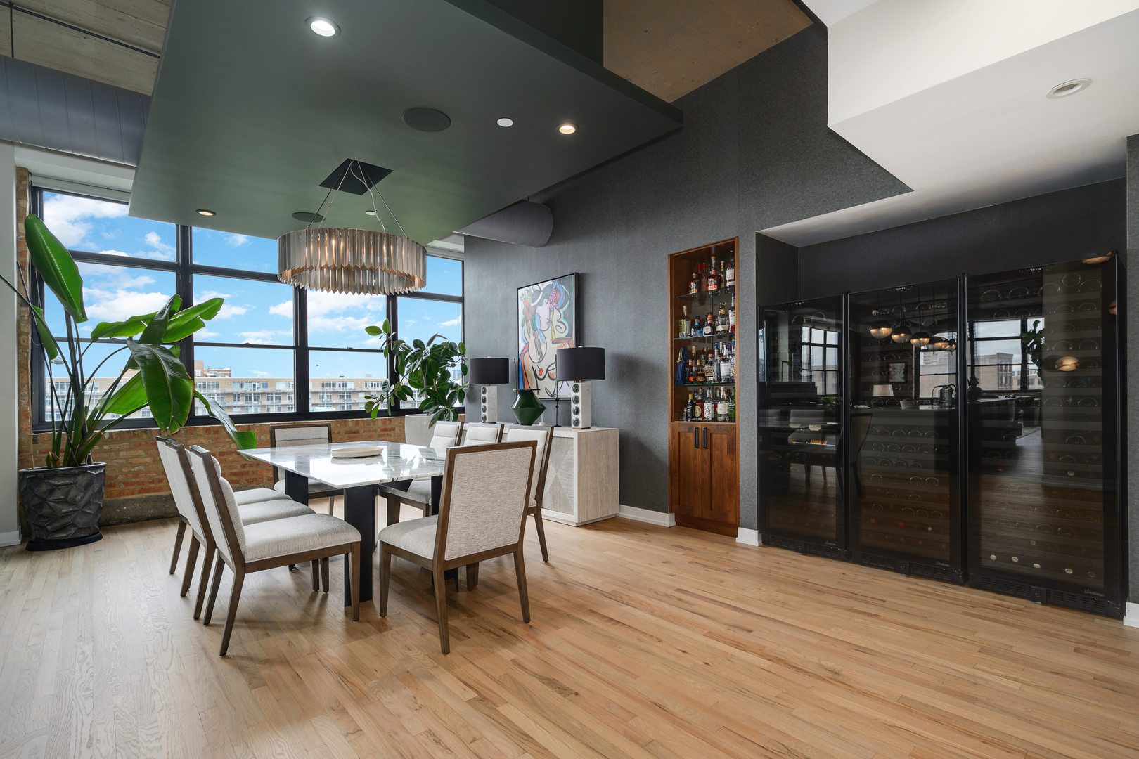 850 W Adams Street 7C