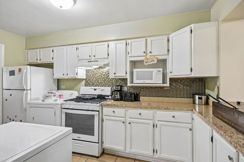 Tiny photo for 17256 Walter Street, Lansing, IL 60438 (MLS # 12655656)