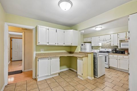 Tiny photo for 17256 Walter Street, Lansing, IL 60438 (MLS # 12655656)