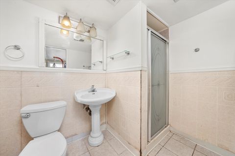 Tiny photo for 1012 E 159th Place, South Holland, IL 60473 (MLS # 12456022)