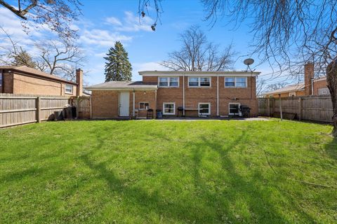 Tiny photo for 1012 E 159th Place, South Holland, IL 60473 (MLS # 12456022)